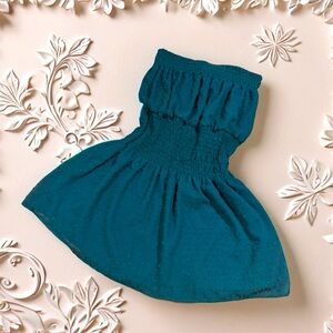 pretty! Blue green strapless, dress size large